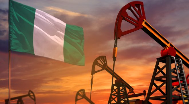 Nijerya’da benzin fiyatı bir yılda yüzde 54,76 arttı