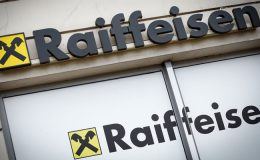 Polonya’dan, Avusturyalı Raiffeisen Bank’a yaptırım çağrısı